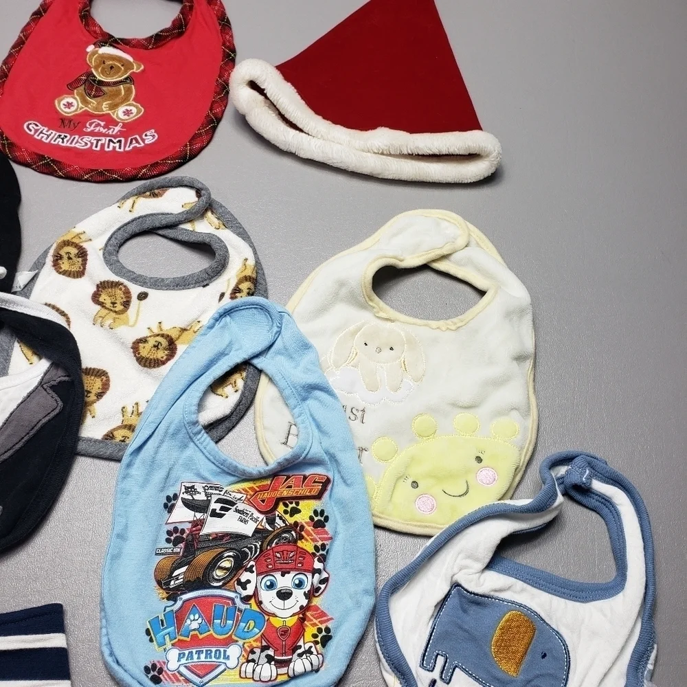baby boys bib bundle of 8 and 1 Christmas hat